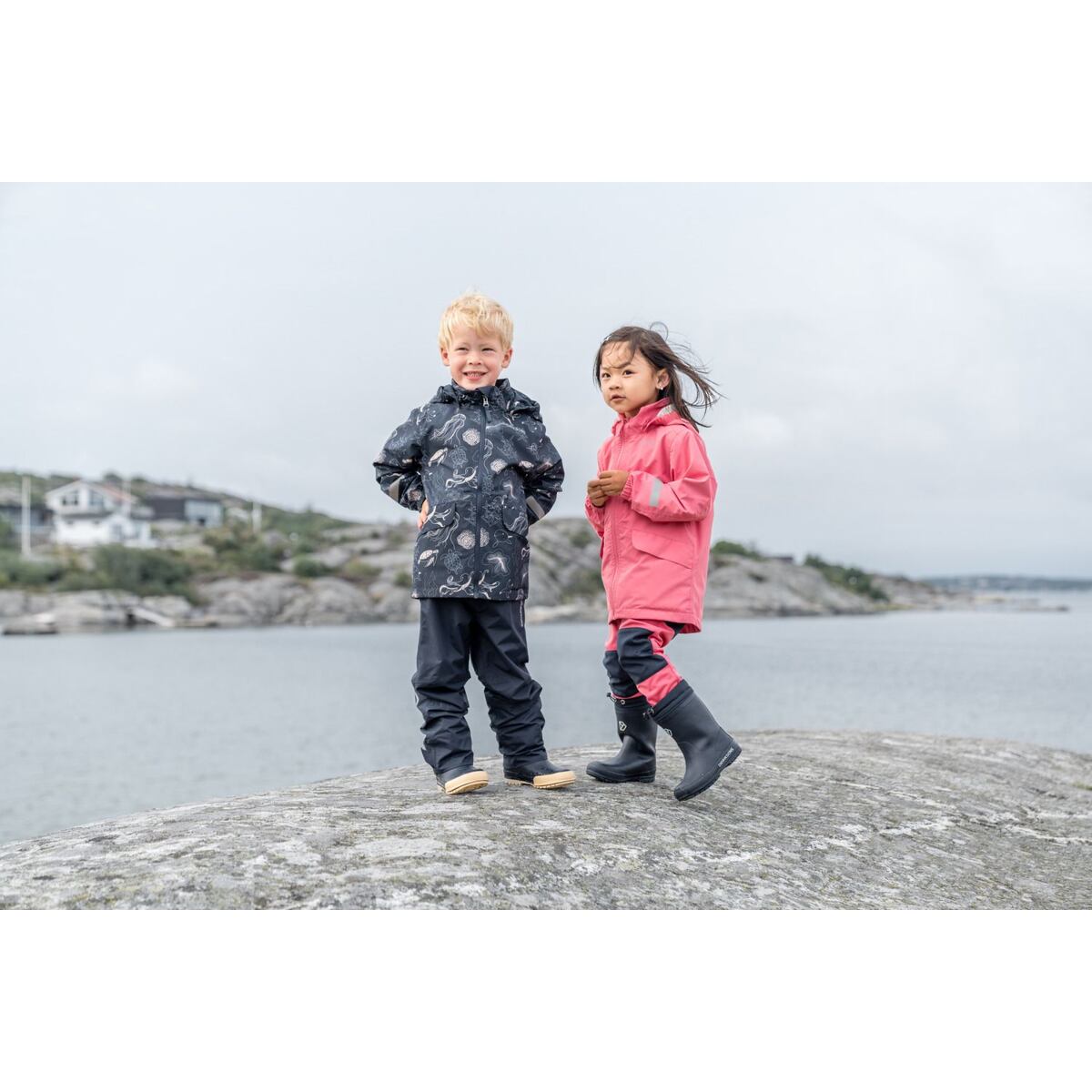 Didriksons Dětské nepromokavé kalhoty Avan navy - ROSTOUCÍ