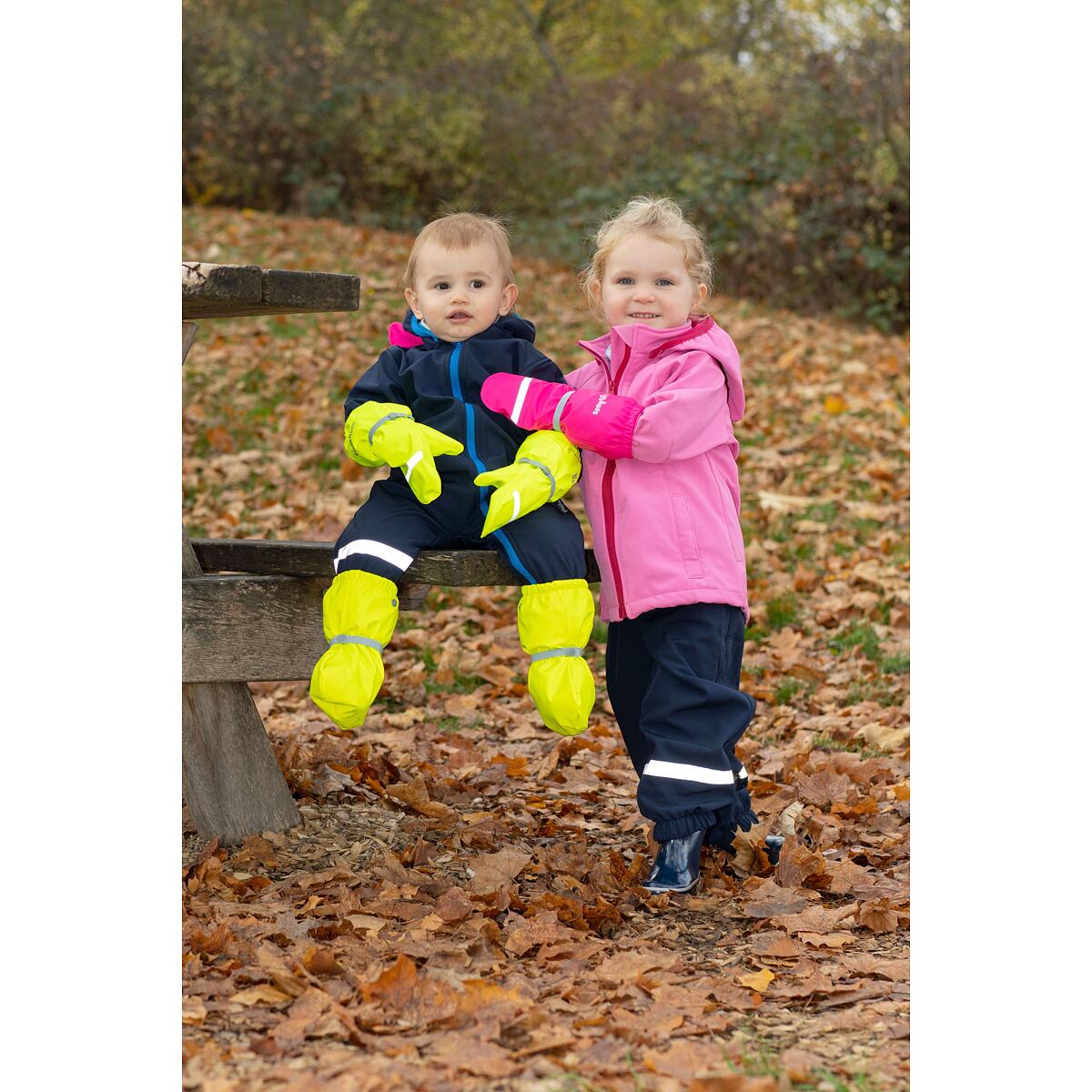 Playshoes Dětské zateplené rukavice do deště neonově růžové