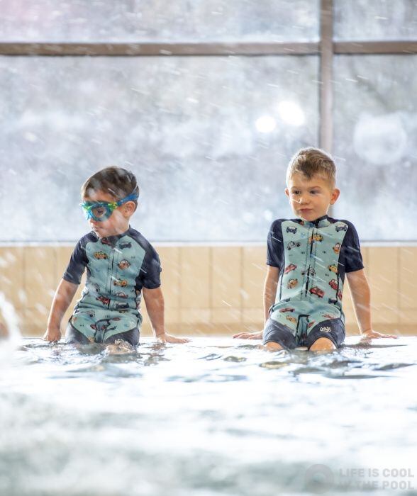 AquaKiddo Dětská neoprenová kombinéza neoprene wetsuit Cars - modrá