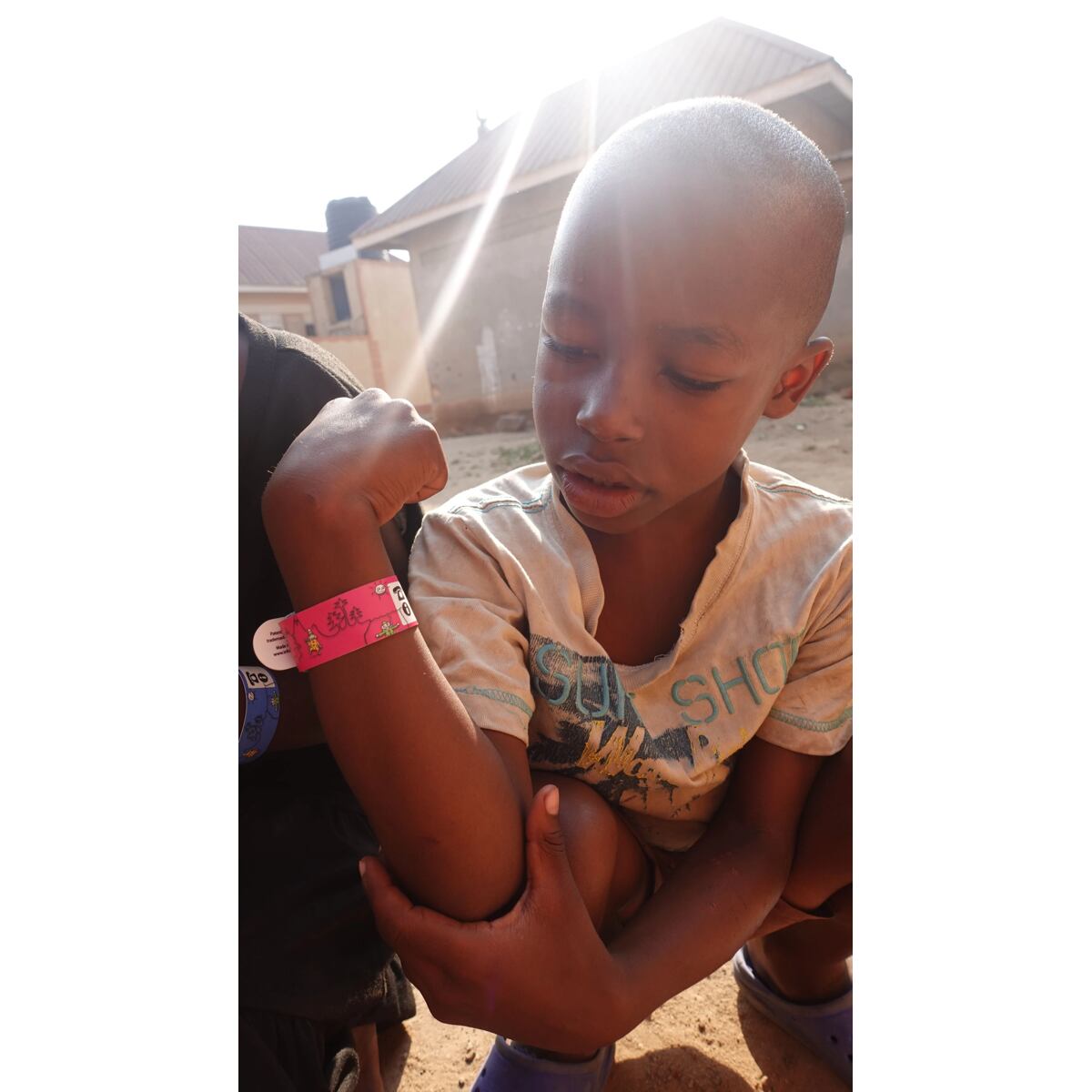 Promaledobrodruhy Dětský identifikační náramek - růžový