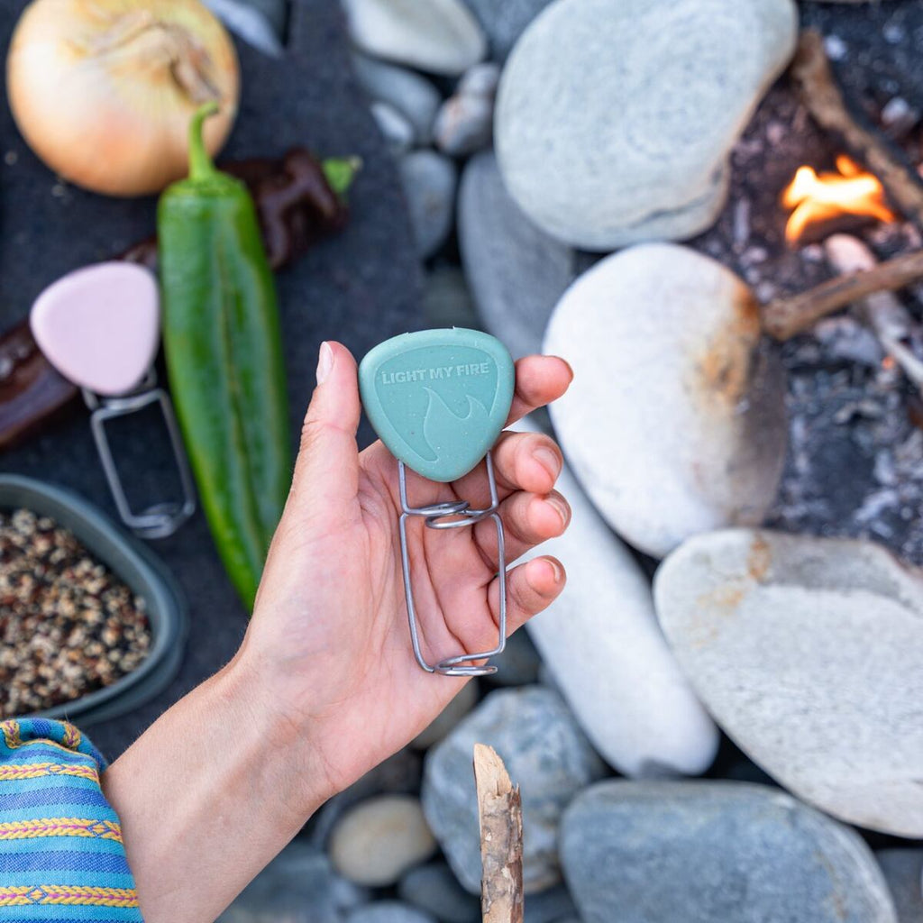 Light my fire Univerzální vidlička na opékání GrandPa´s FireFork 2-pack mustyyellow/hazyblue 2 kusy