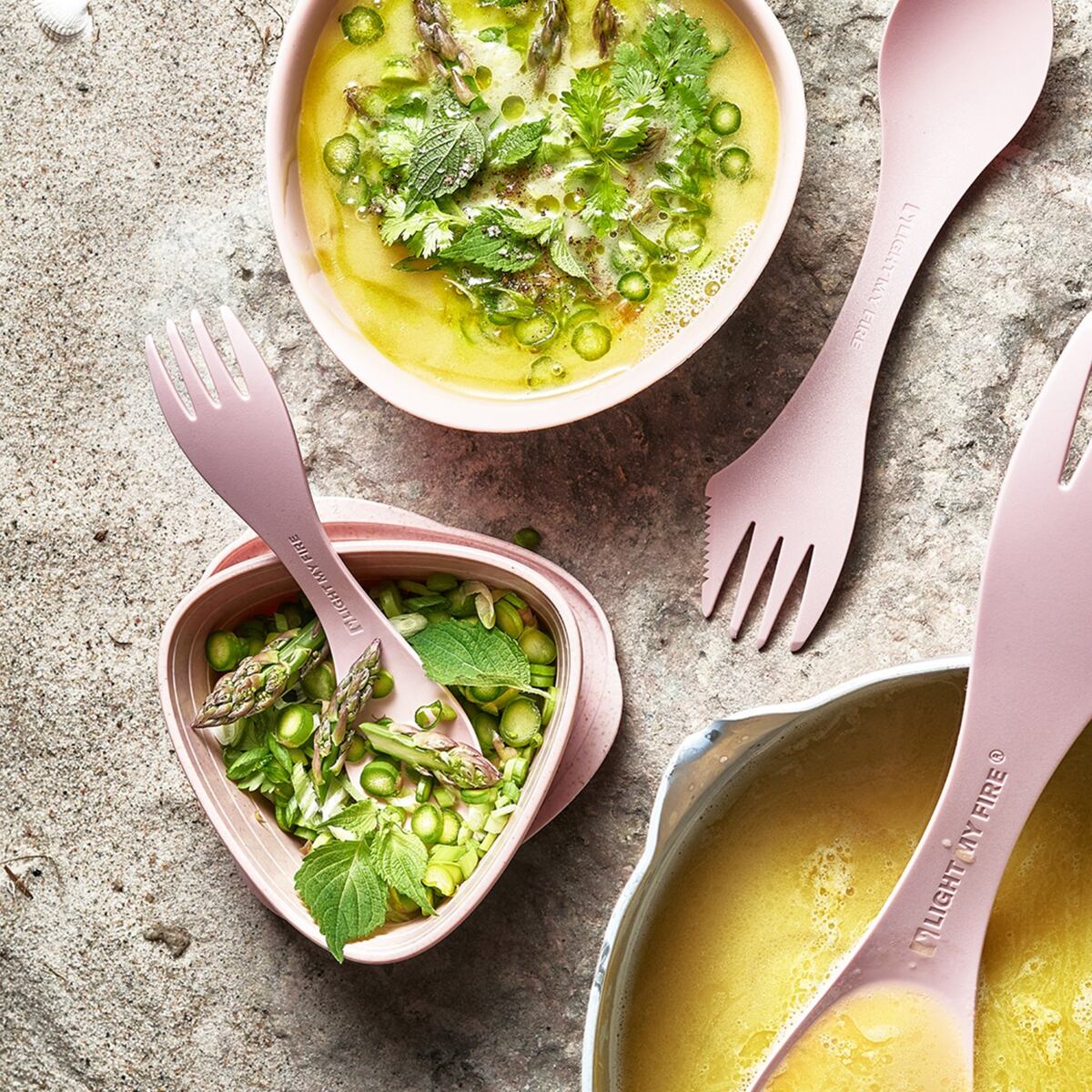 Light my fire Dětský cestovní příbor Swedish Spork little 2-pack hazyblue/dustypink